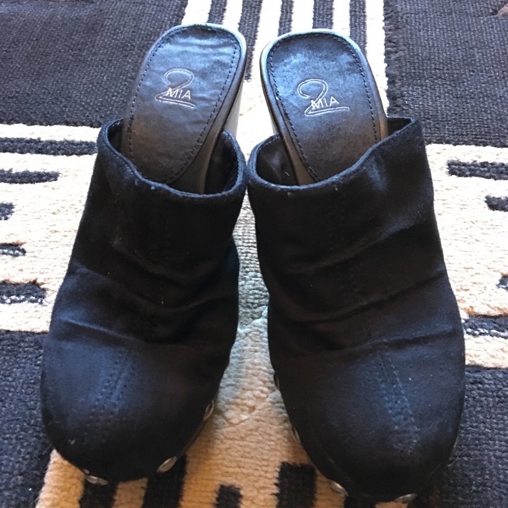 Mia 2 platform clogs